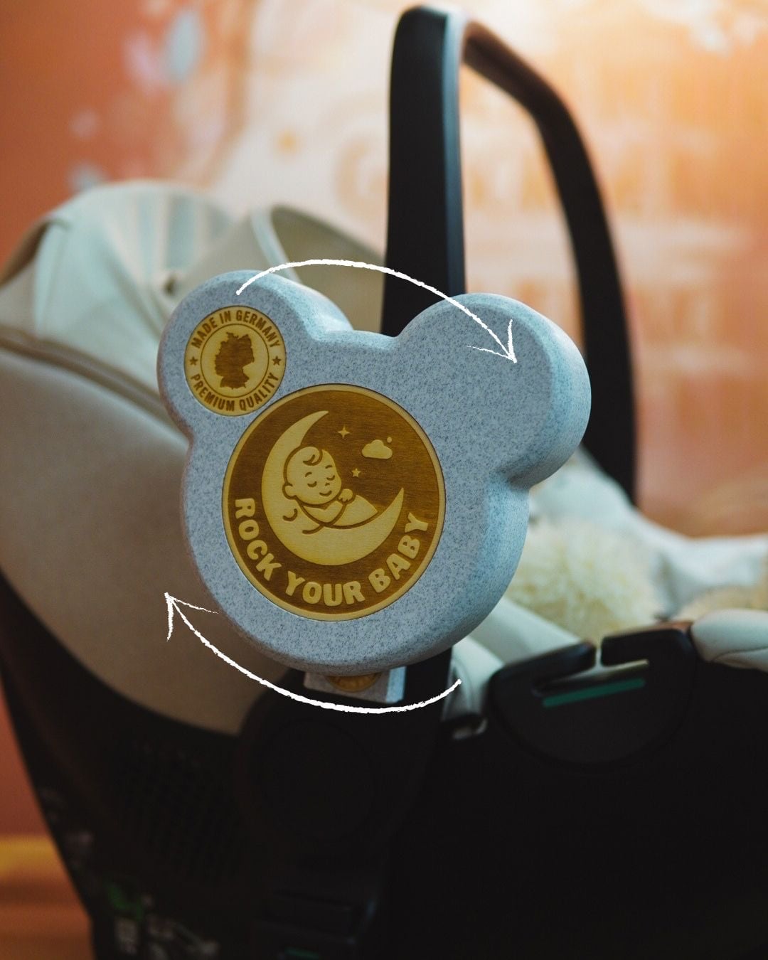 ROCK your BABY in Bewegung an der Babyschale